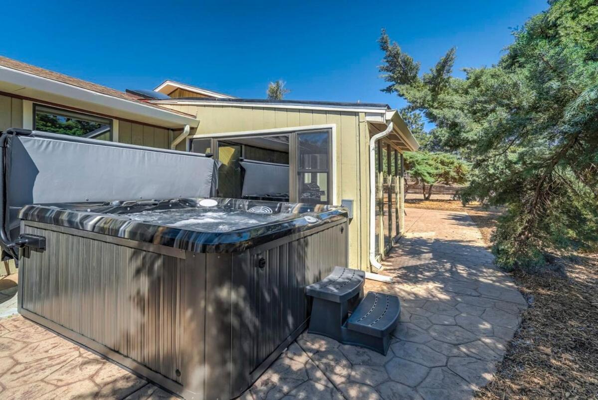 Pinewood Meadow & Scenic Hot Tub & Bbq & Outdoors Colorado Springs