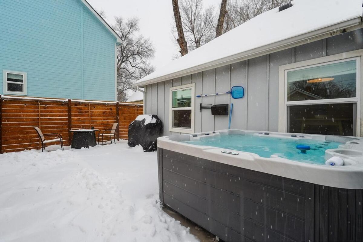 Holiday home Baby Blue Downtown Hot Tub Bbq Fire Pit Colorado Springs