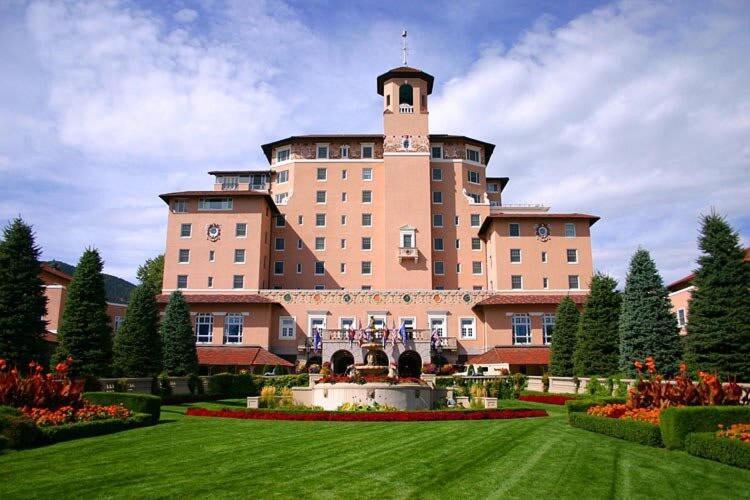 Executive 30 Day W Wifi & Firepit & Bbq * Colorado Springs