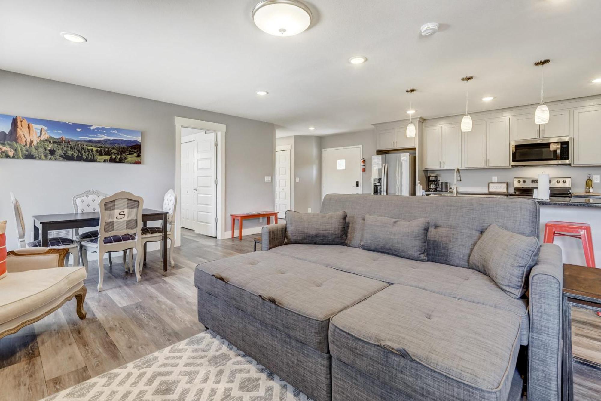 Holiday home *h New!* Old Colorado Traveler's Experience Colorado Springs