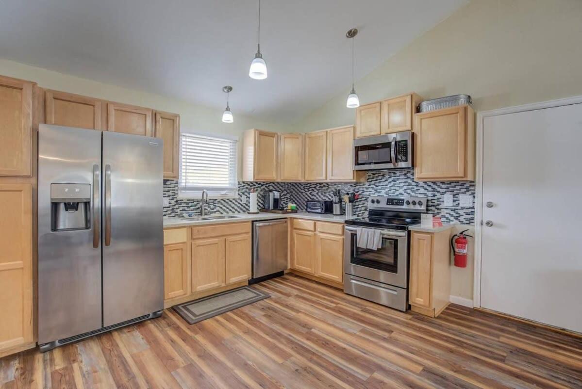 Holiday home Spacious 4bd Dog-friendly Near Usaf Academy *