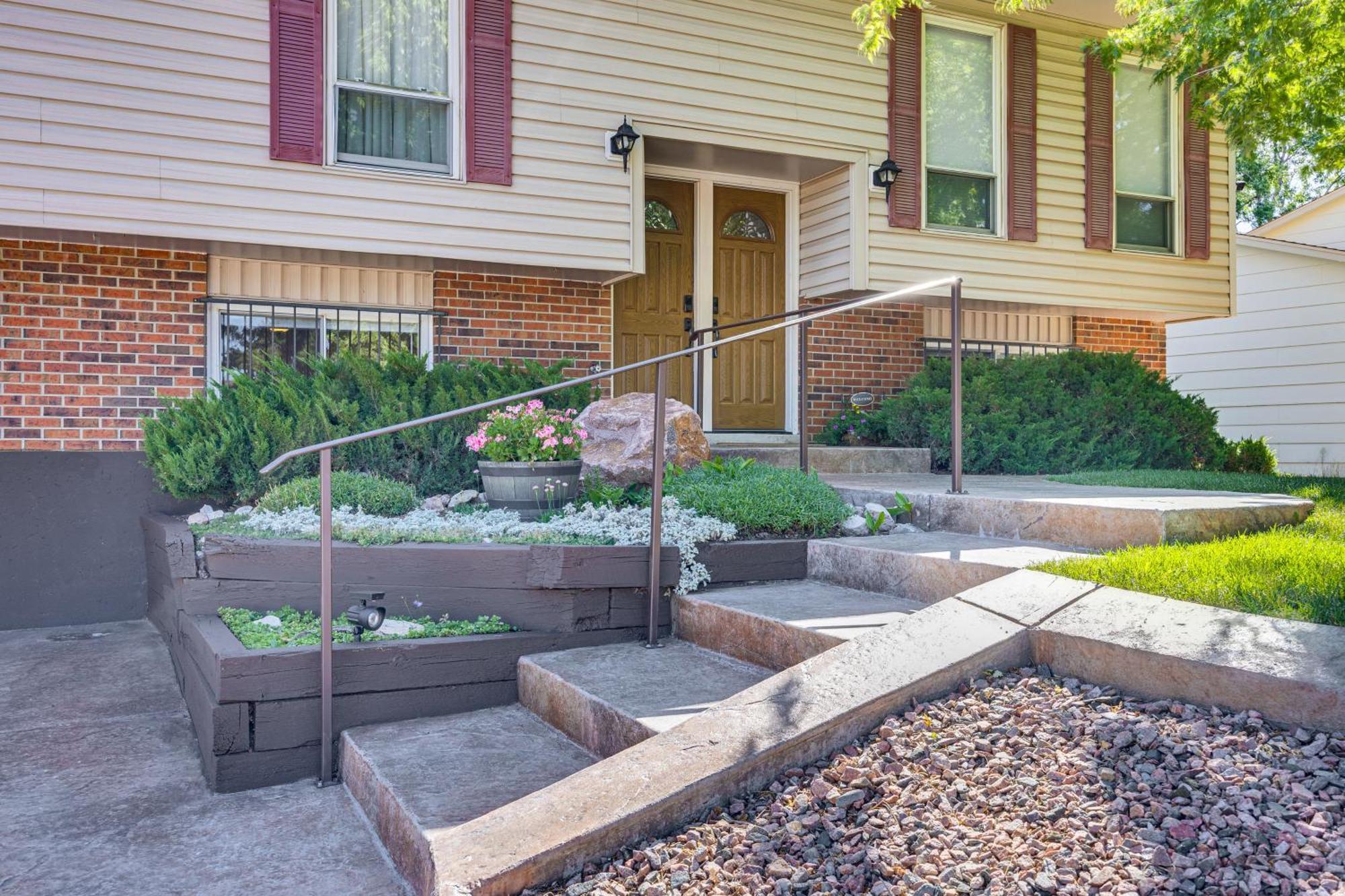 Apartment Hillside Place With Mountain Views About 8 Mi To Dtwn! Colorado Springs