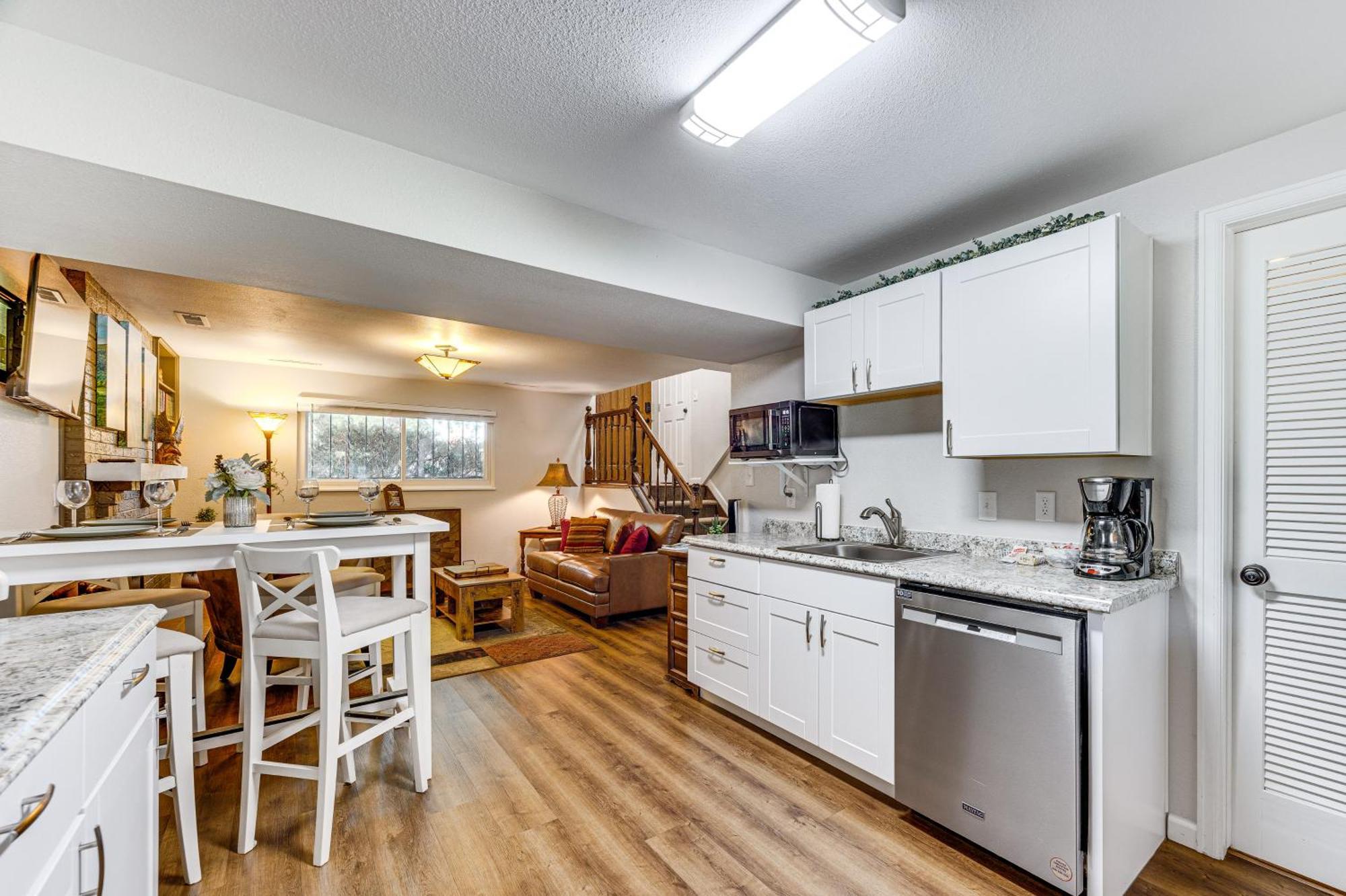 Hillside Place With Mountain Views About 8 Mi To Dtwn! * Colorado Springs