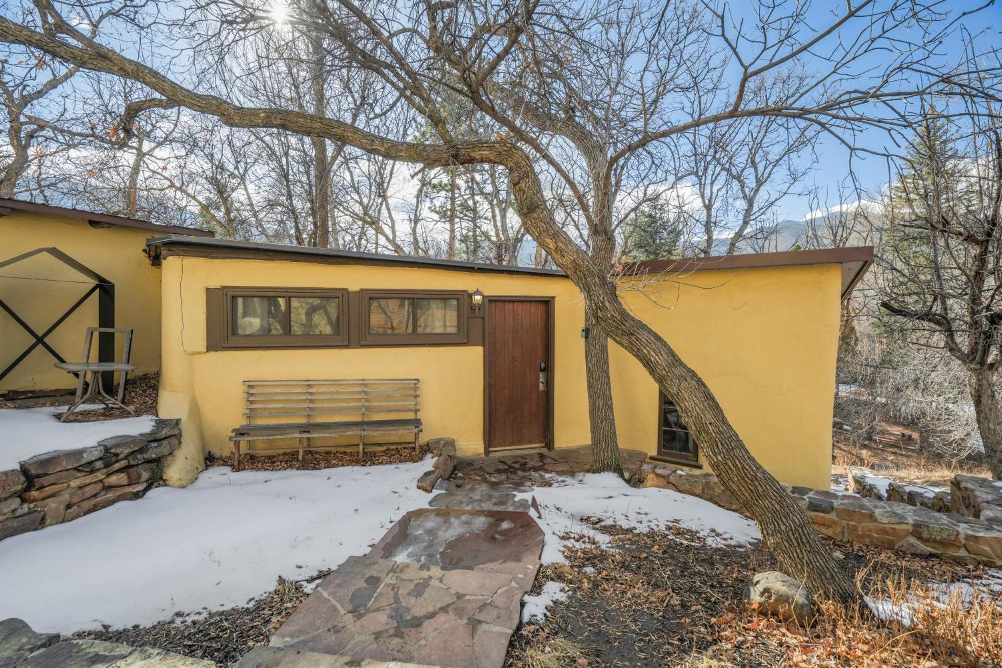 Holiday home Adobe Del Sol - House & By The Broadmoor *