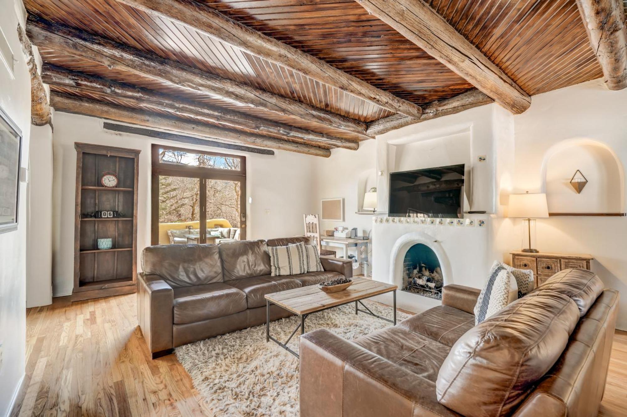 Adobe Del Sol - House & By The Broadmoor *