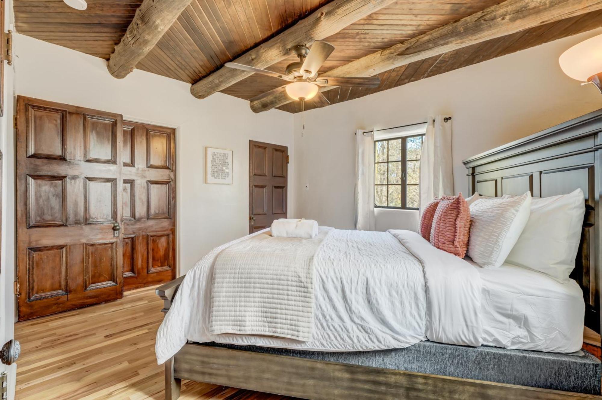 Adobe Del Sol - House & By The Broadmoor