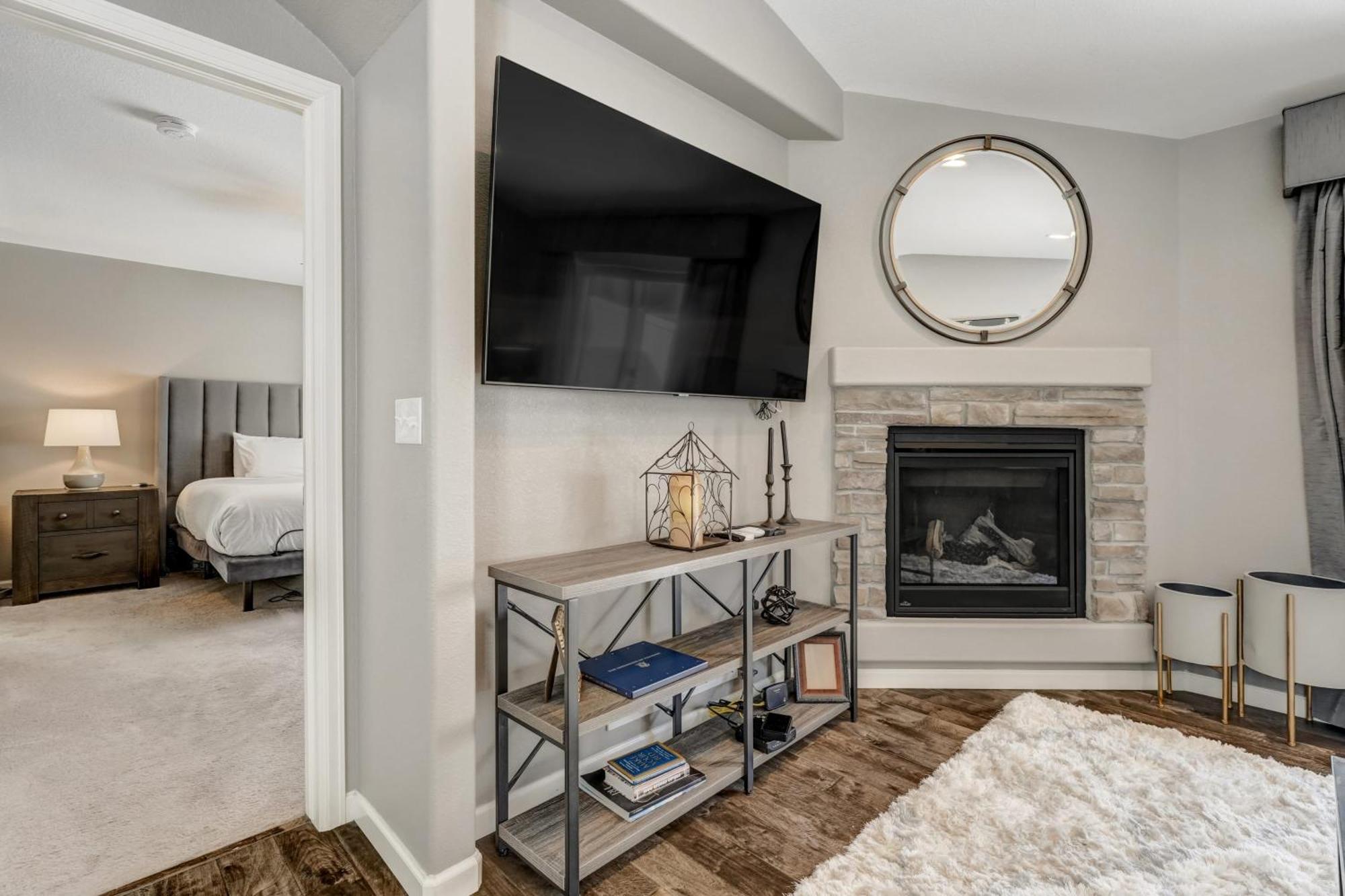 3bd Near Air Force Academy Movie Workspace And Grill