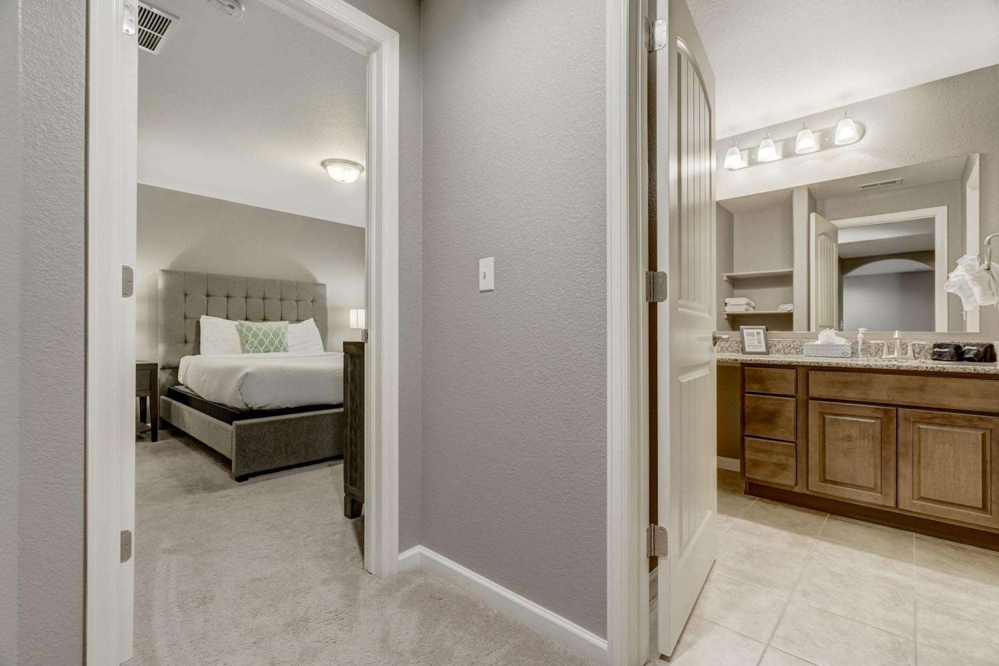 Holiday home 3bd Near Air Force Academy Movie Workspace And Grill Colorado Springs