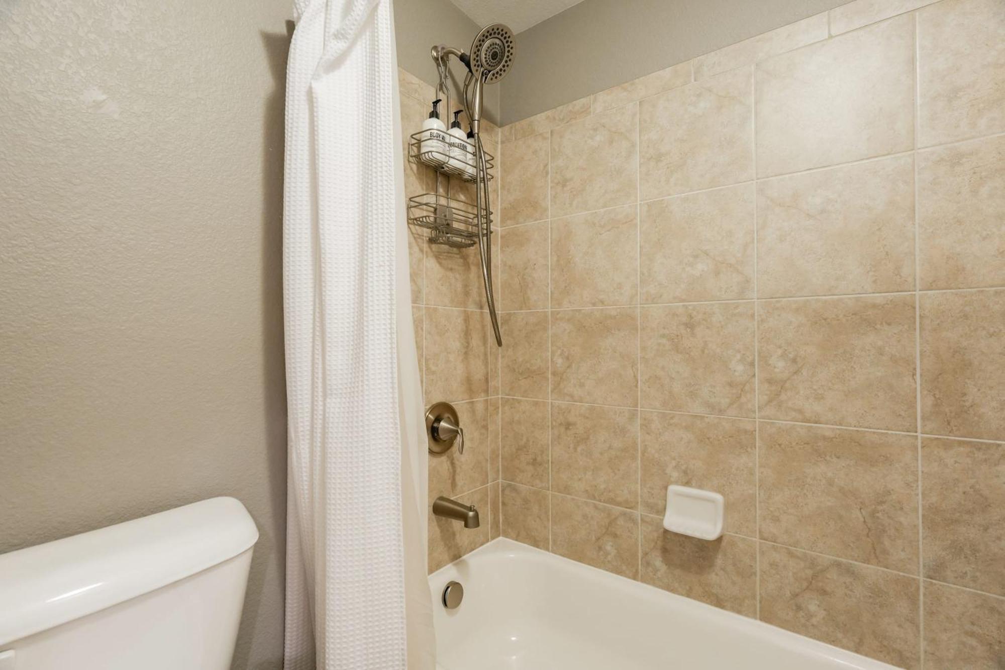 3bd Near Air Force Academy Movie Workspace And Grill Holiday home *