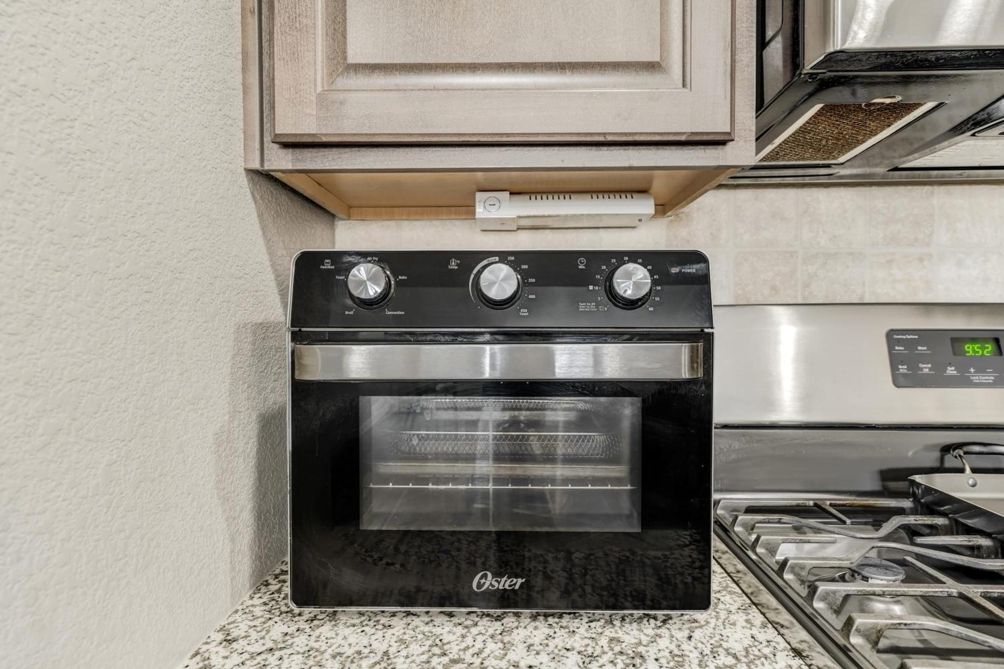 3bd Near Air Force Academy Movie Workspace And Grill Colorado Springs