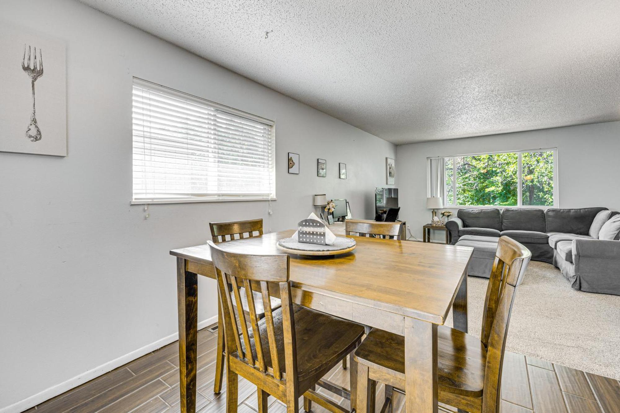 Apartment Pet-friendly With Fenced Yard! Colorado Springs