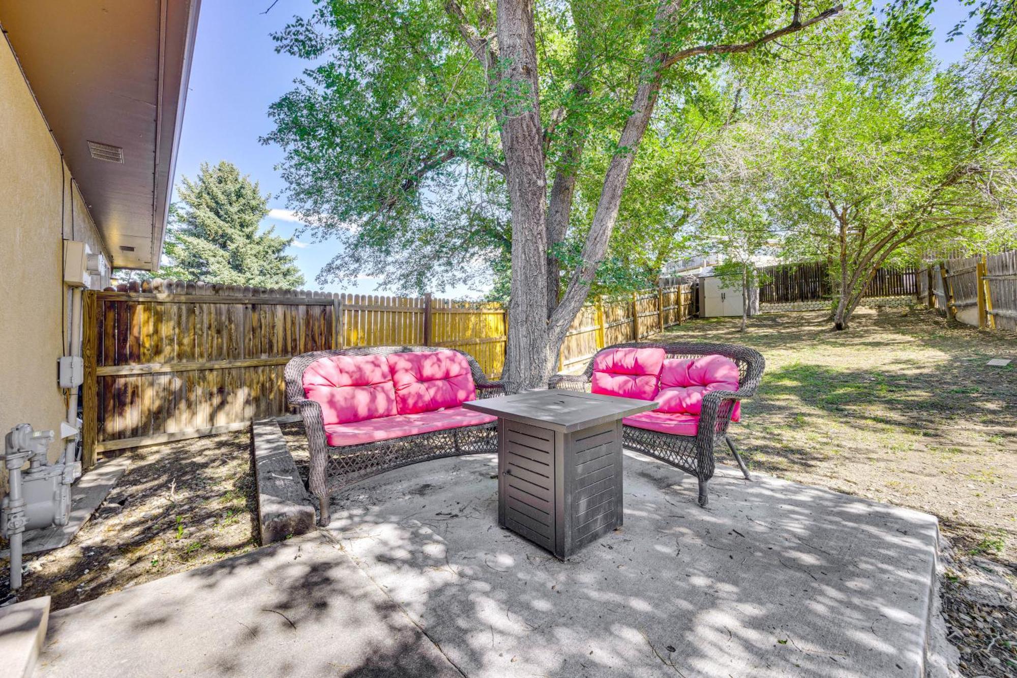 Pet-friendly With Fenced Yard! Apartment *