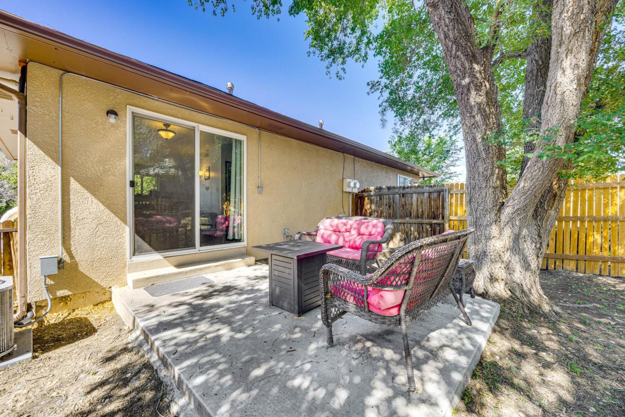 Pet-friendly With Fenced Yard! Apartment Colorado Springs