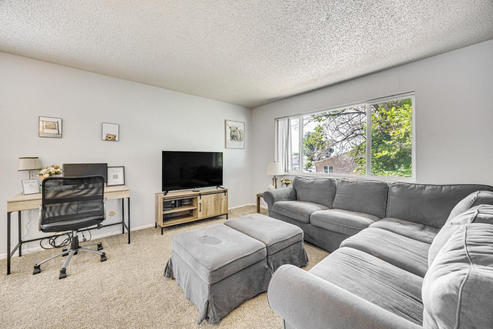 Apartment Pet-friendly With Fenced Yard! Colorado Springs