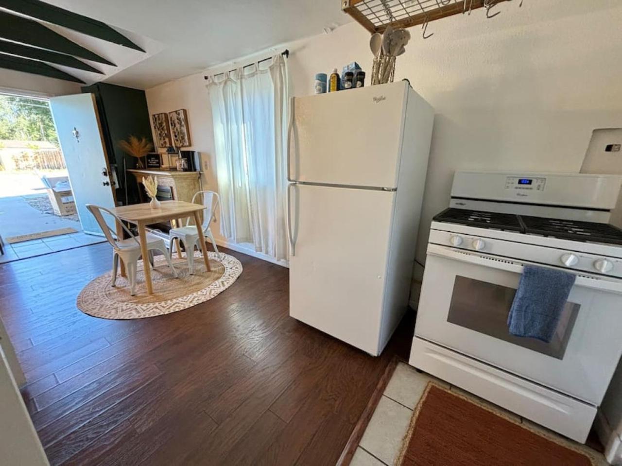 Cozy Close To Downtown Cos Colorado Springs