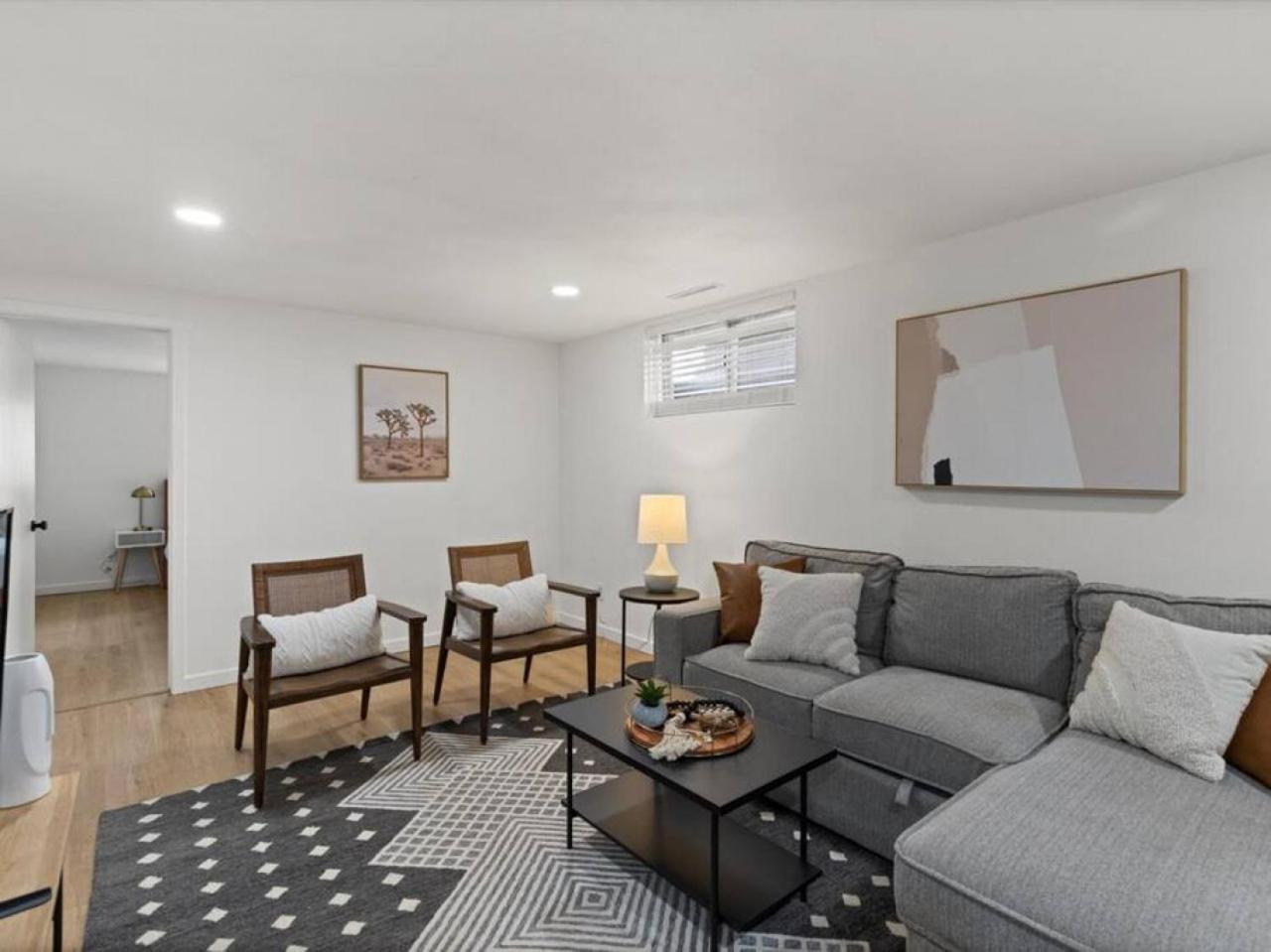 Newly Renovated Basement Apartment *