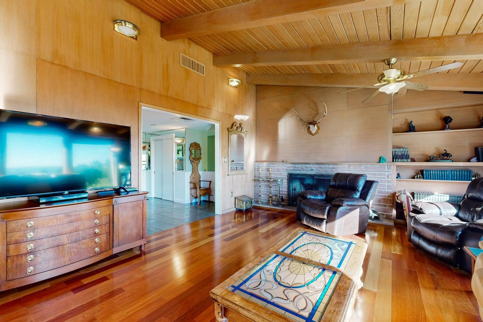 Hummingbird Haven Holiday home