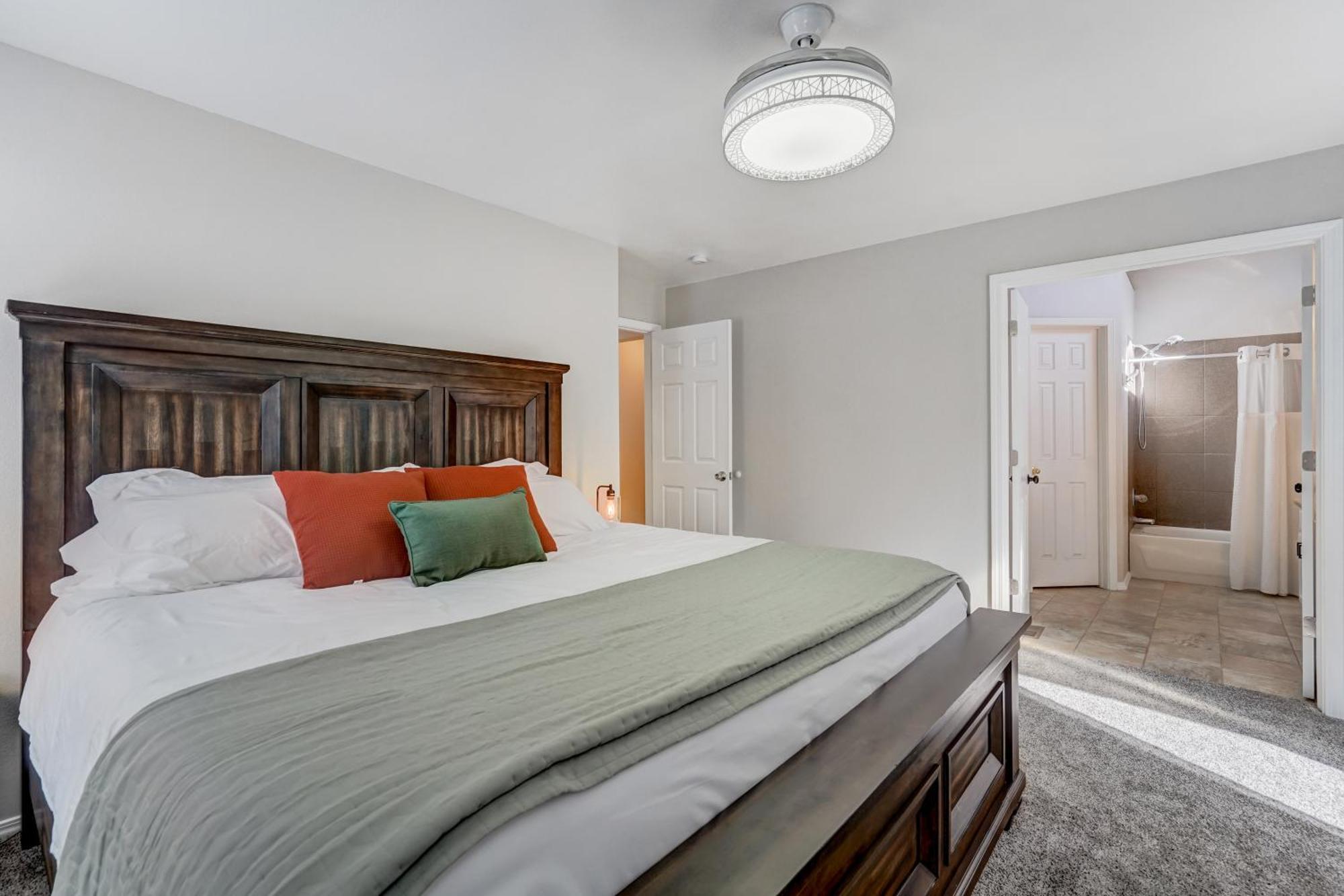 Newly Launched! Modern And Stylish Perfect For Families * Colorado Springs