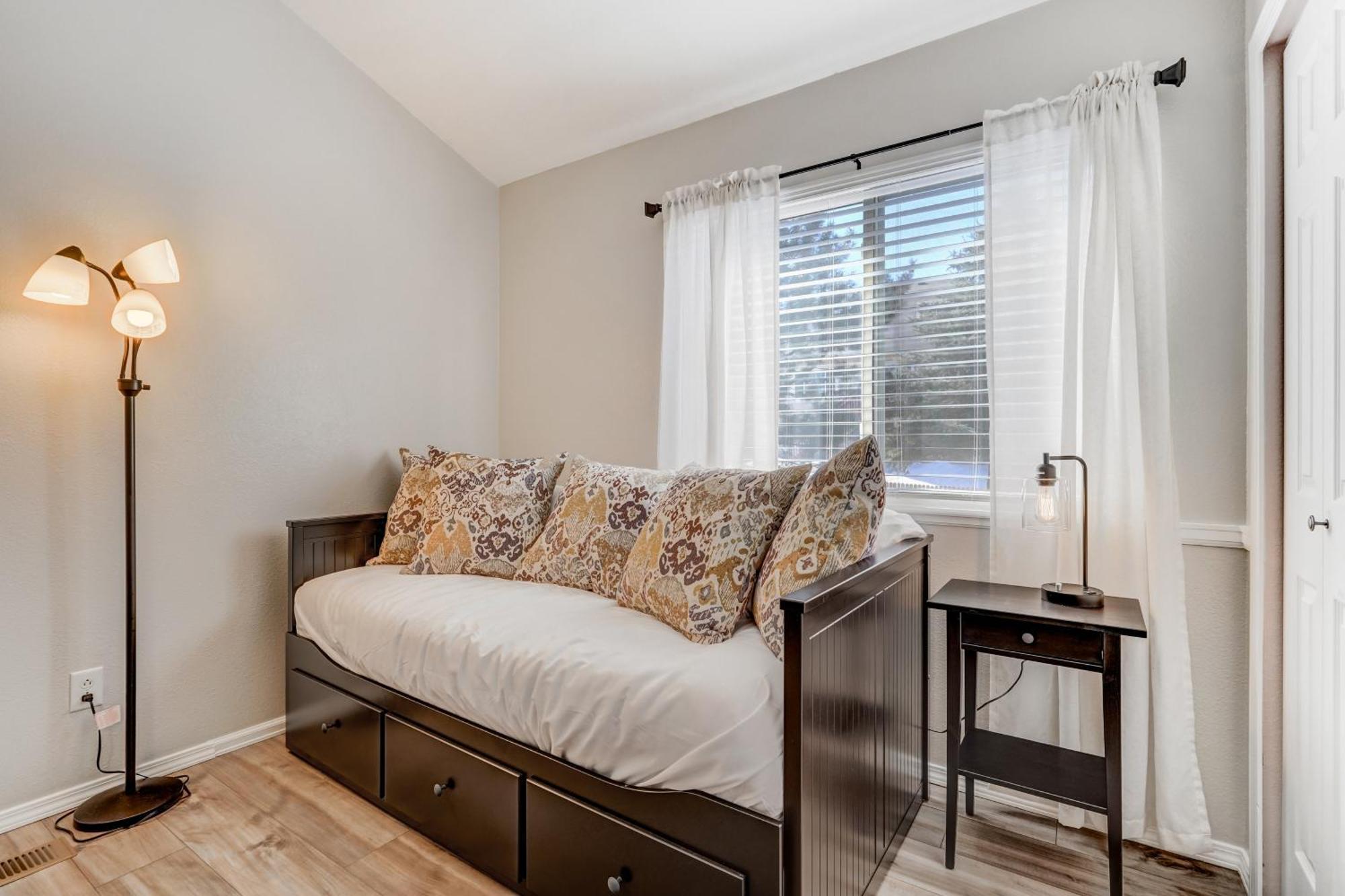 Newly Launched! Modern And Stylish Perfect For Families Colorado Springs