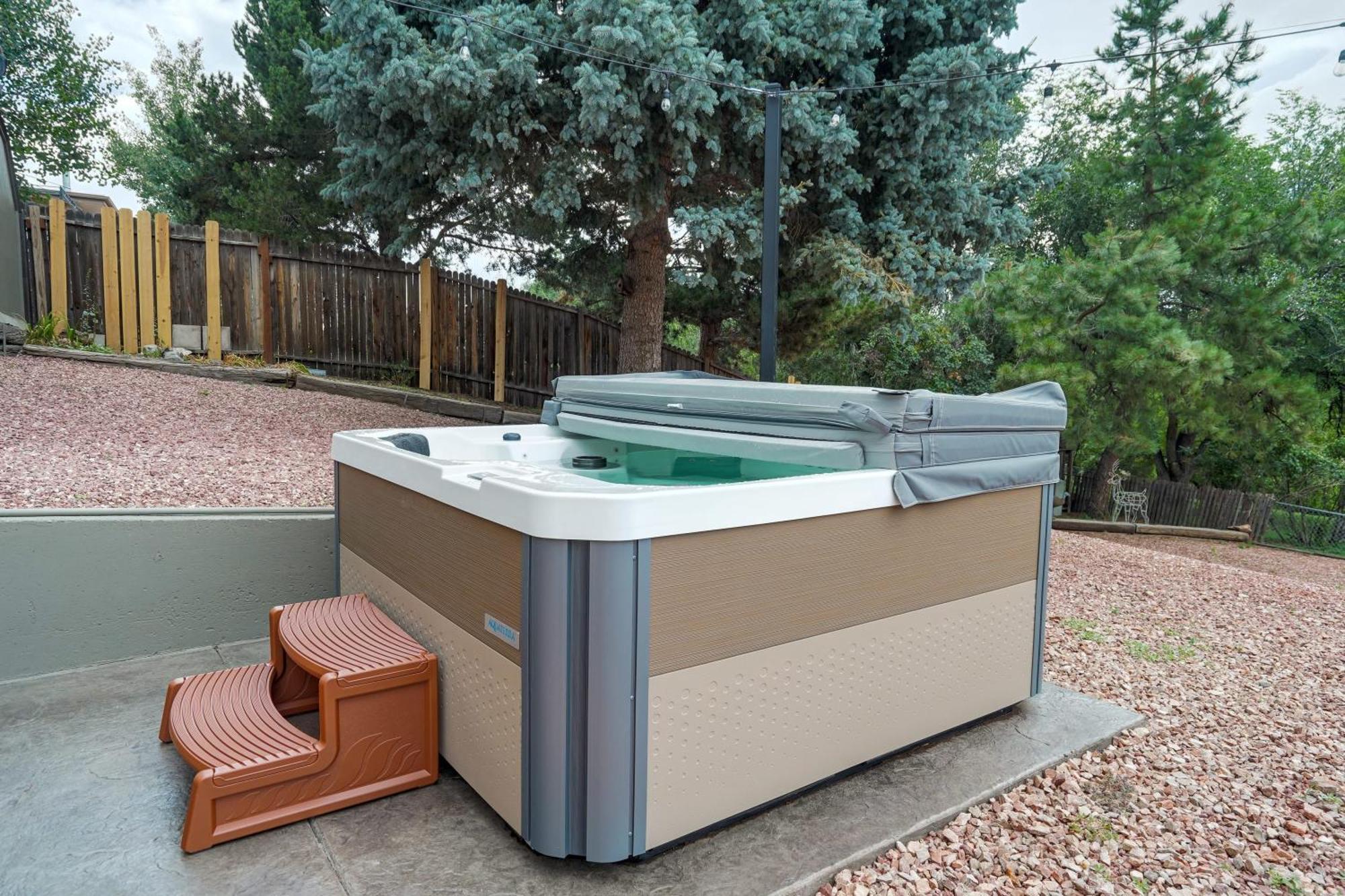 Holiday home Luxury 5bd Retreat Hot Tub Fire Table Mtn Views