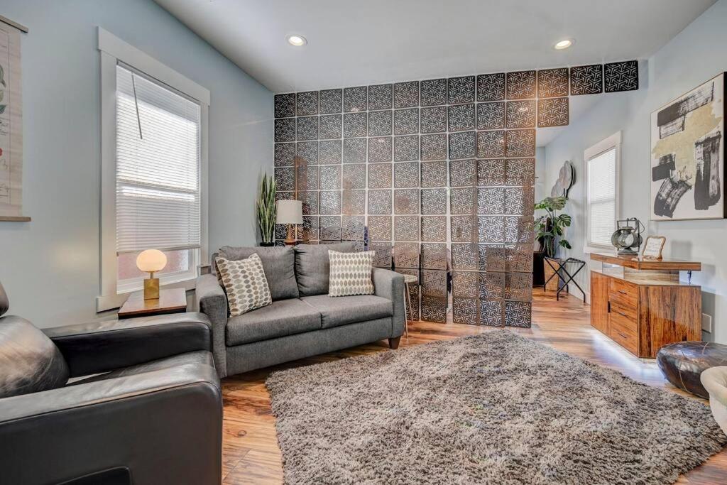 Villa Historic Charm Meets Modern Comfort Colorado Springs