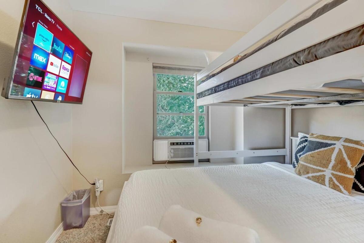 Holiday home Aspen Glen Pet-friendly W Nintendo & Smarttvs *