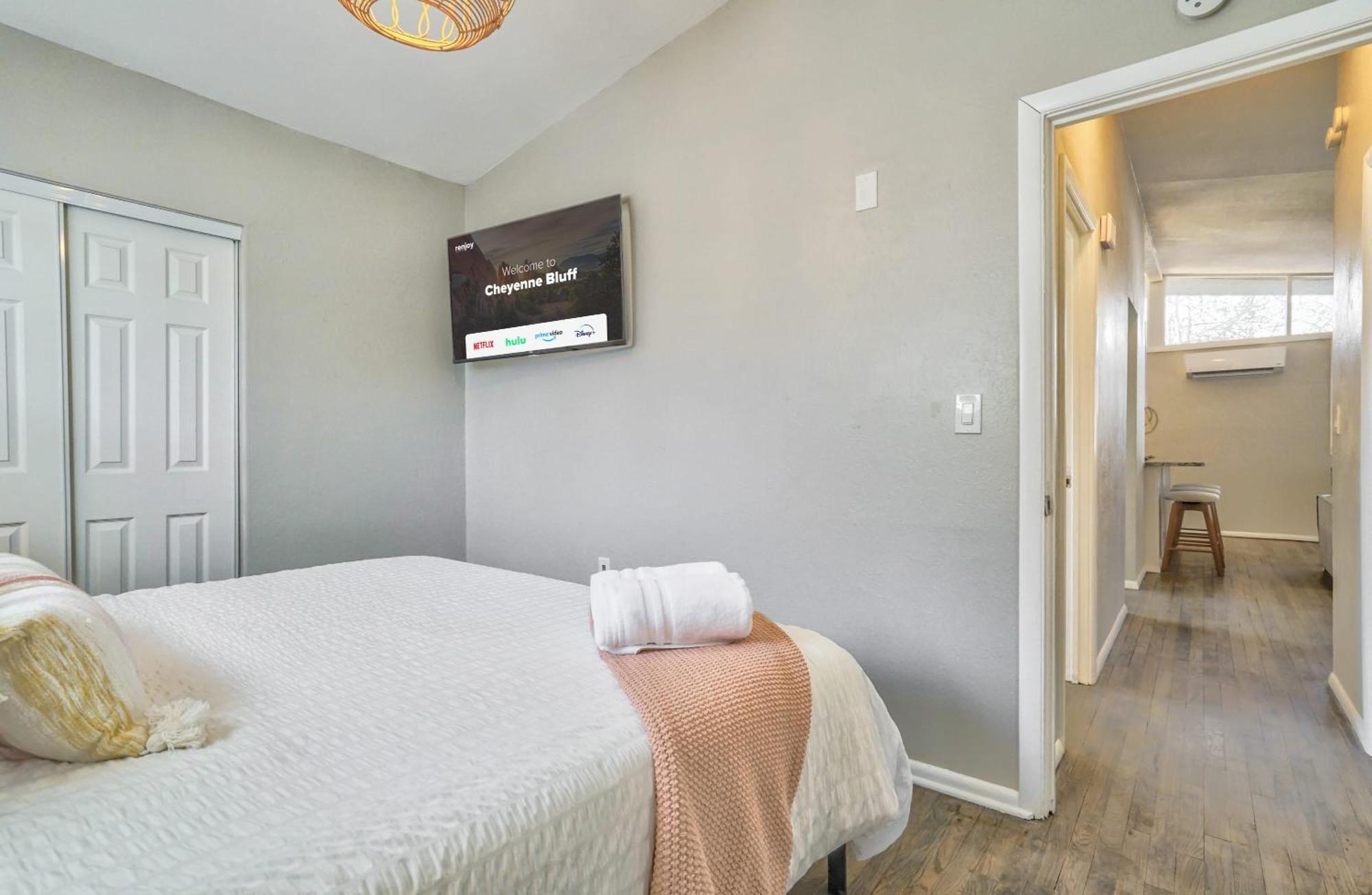 Cheyenne Bluff - Downtown Outdoor Scenic View Holiday home Colorado Springs