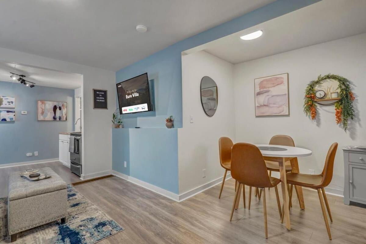 Euro - Walkable Location Scenic Views * Colorado Springs