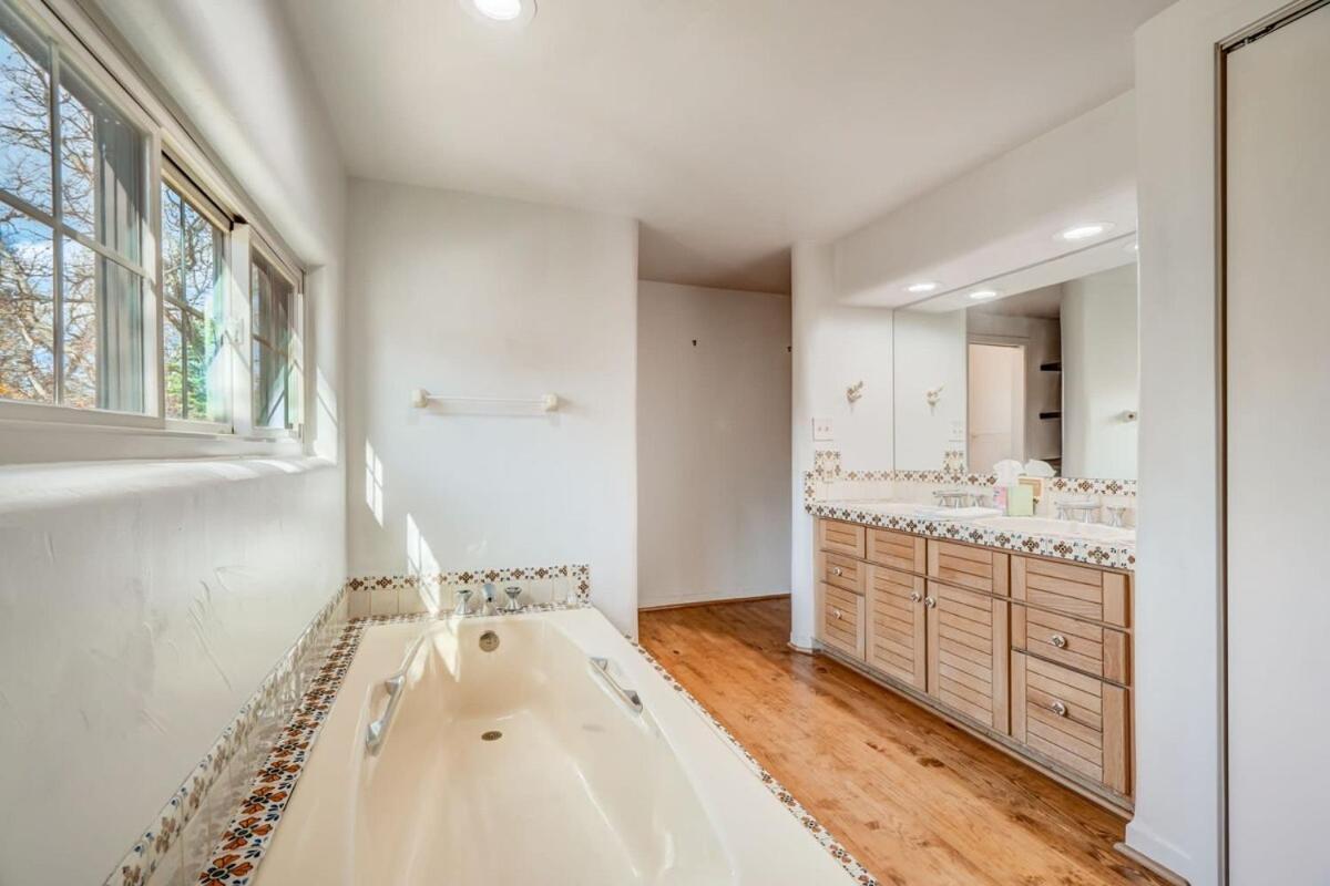 Holiday home Adobe Del Sol - House & By The Broadmoor Colorado Springs