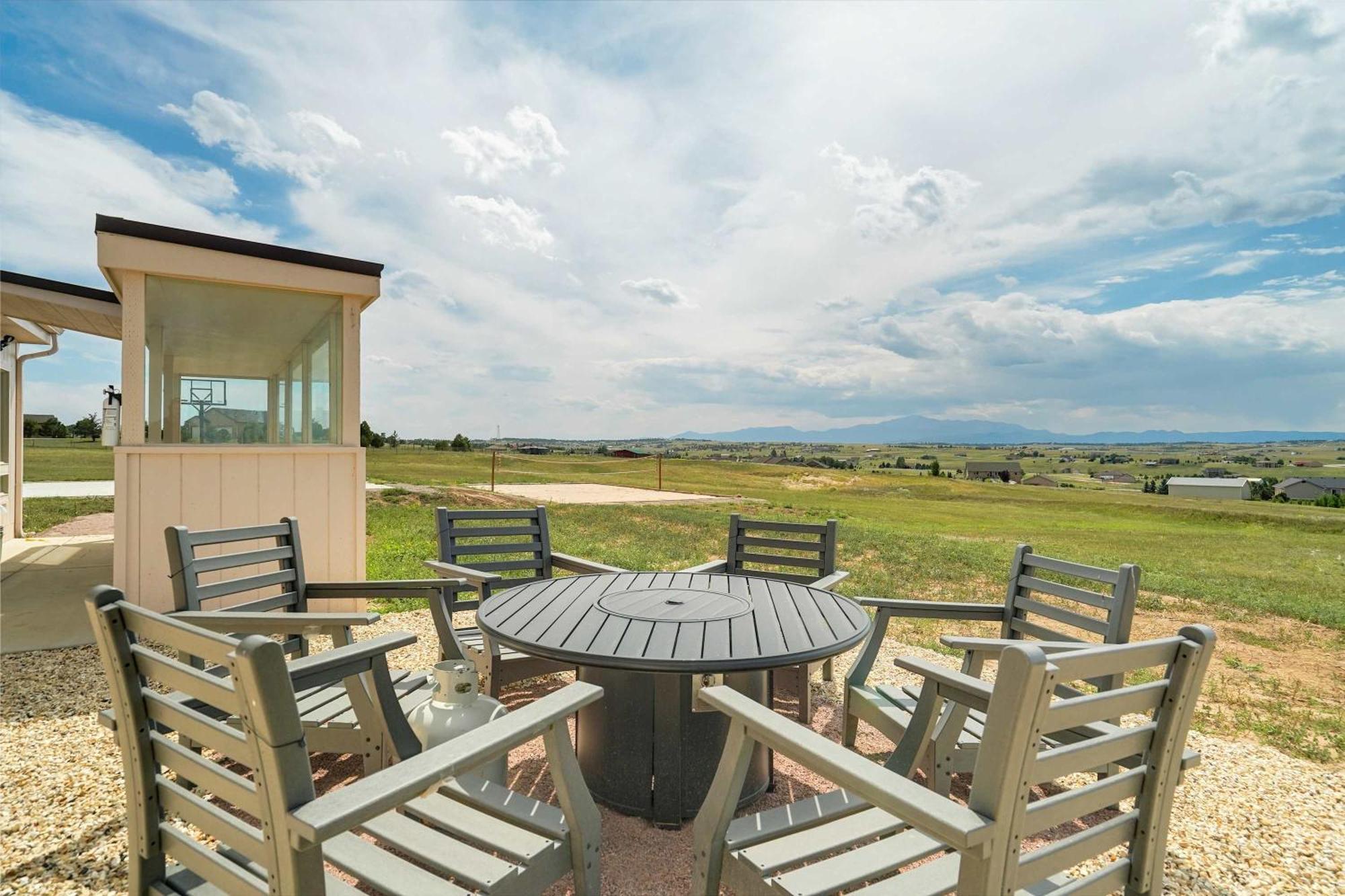 Luxury 4bd Retreat Game Panoramic View Holiday home Colorado Springs