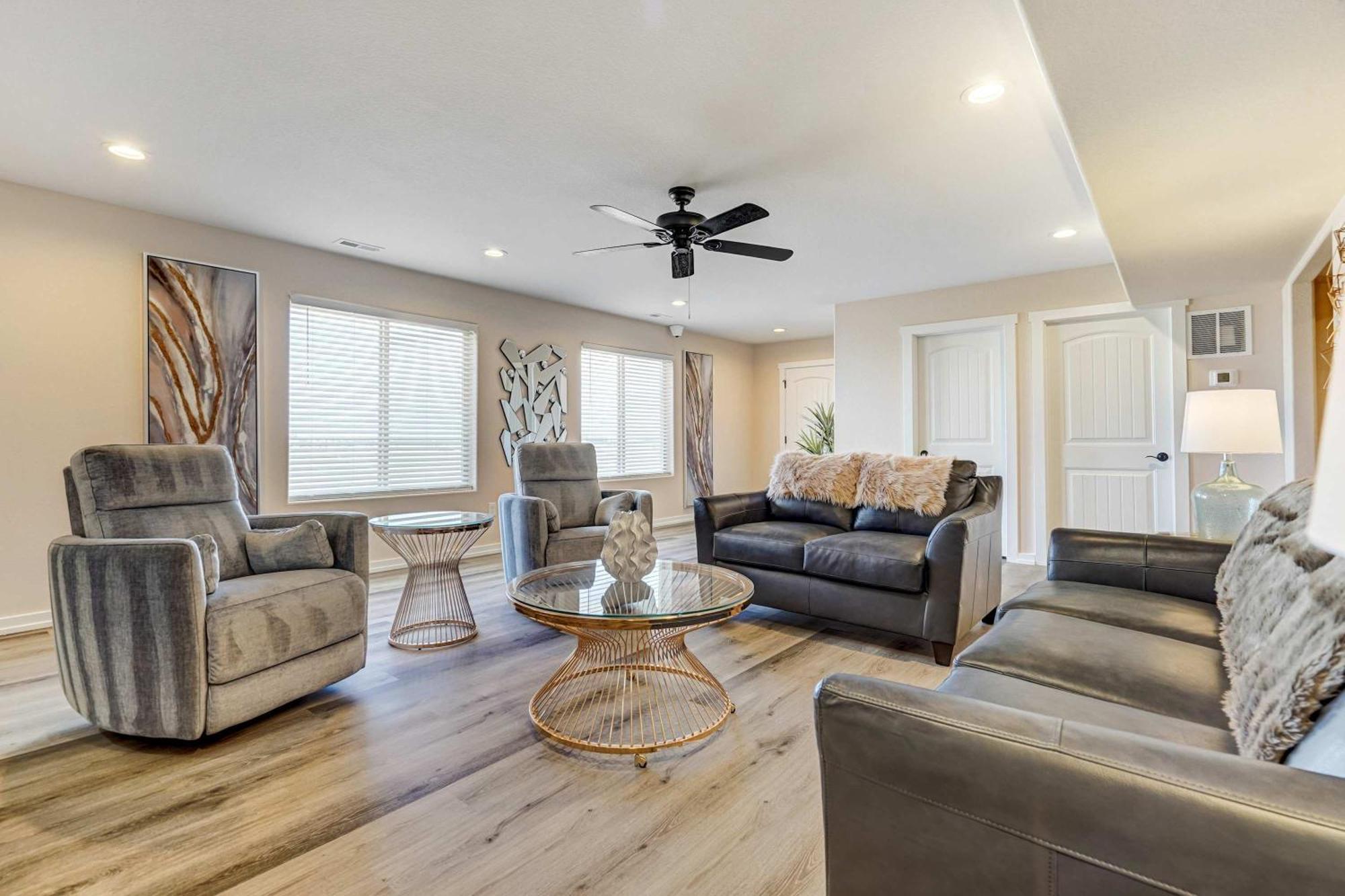 Luxury 4bd Retreat Game Panoramic View Holiday home Colorado Springs