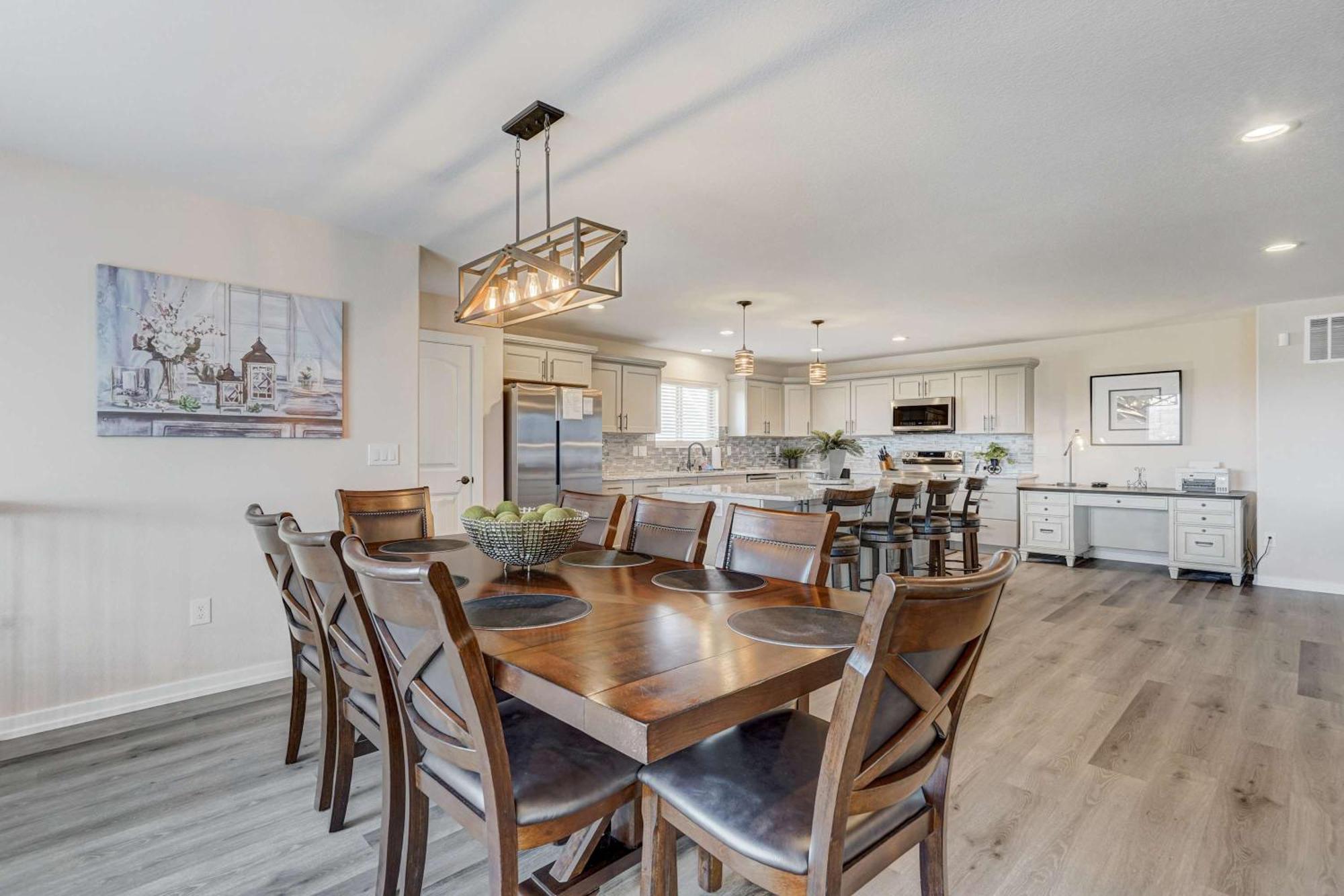 Luxury 4bd Retreat Game Panoramic View