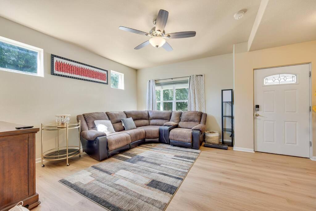 Downtown Cozy Retreat Holiday home Colorado Springs