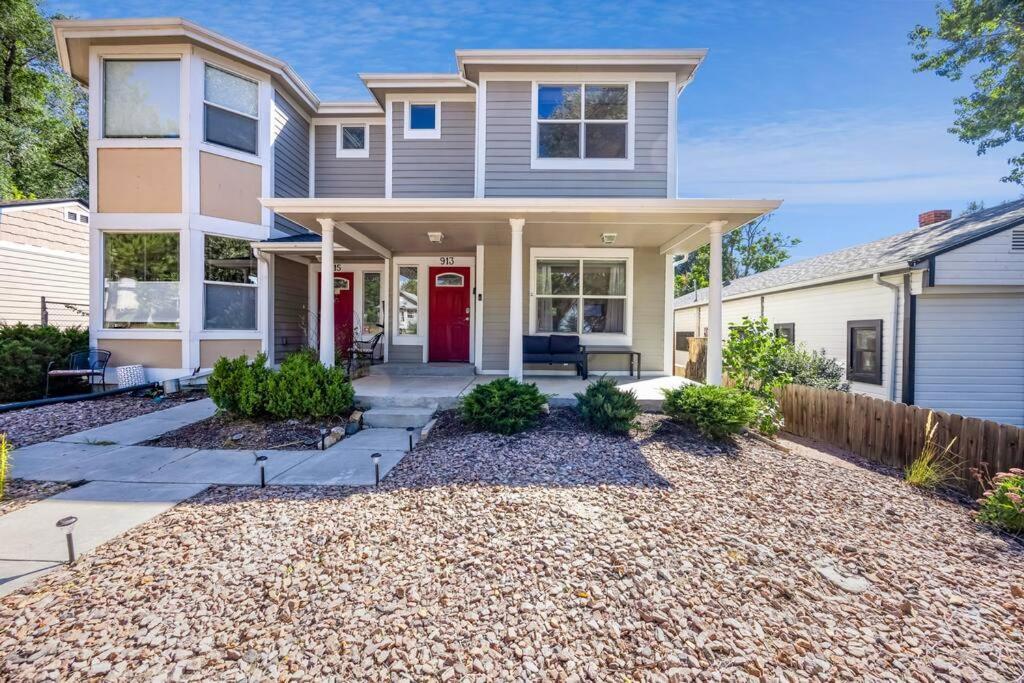 Downtown Cozy Retreat Holiday home