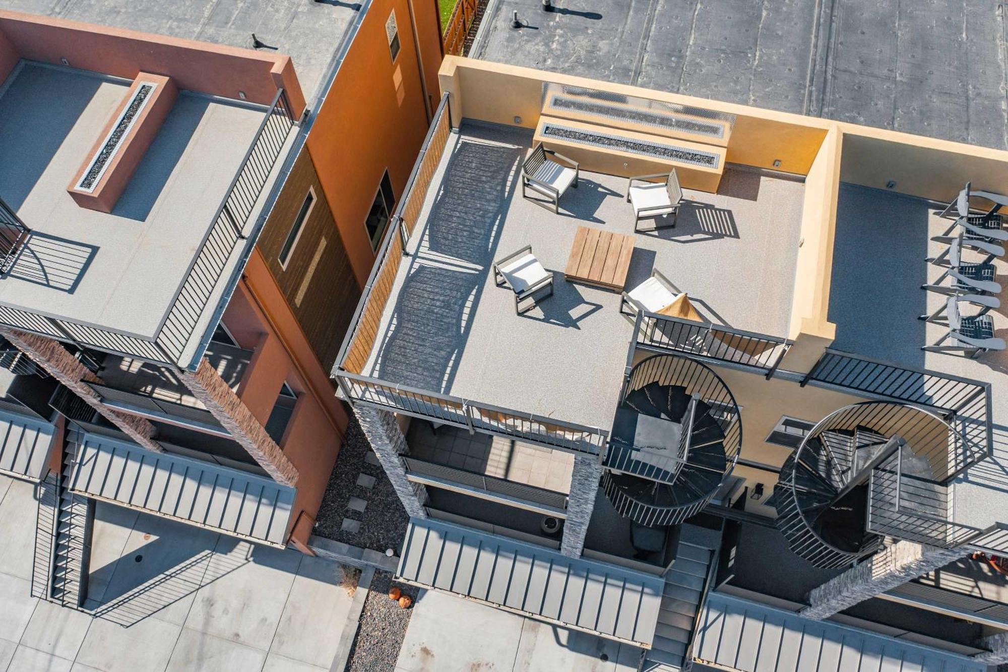 Holiday home The Chestnut Downtown Rooftop Deck W Firepit Colorado Springs