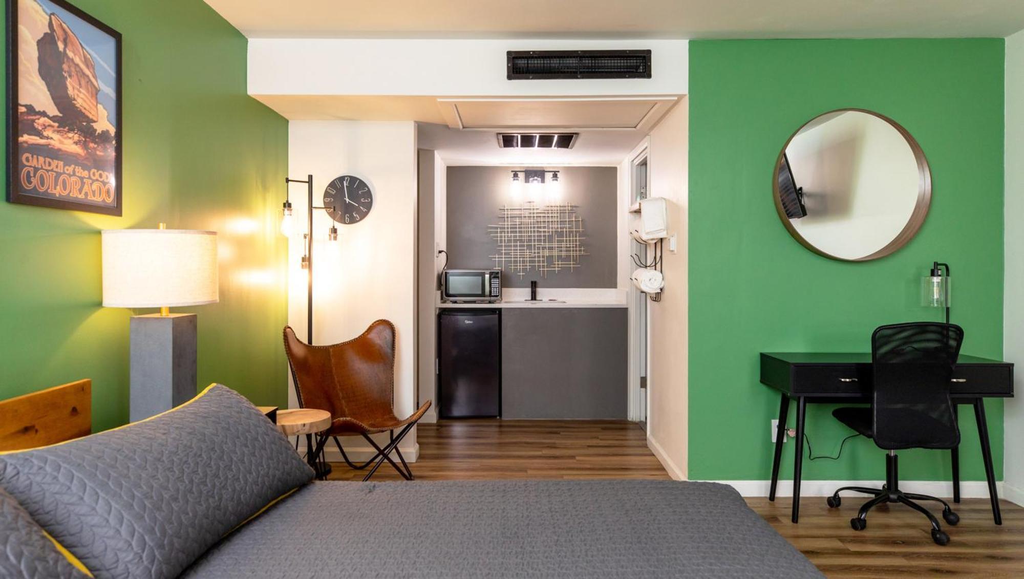 Hotel Modern 2*