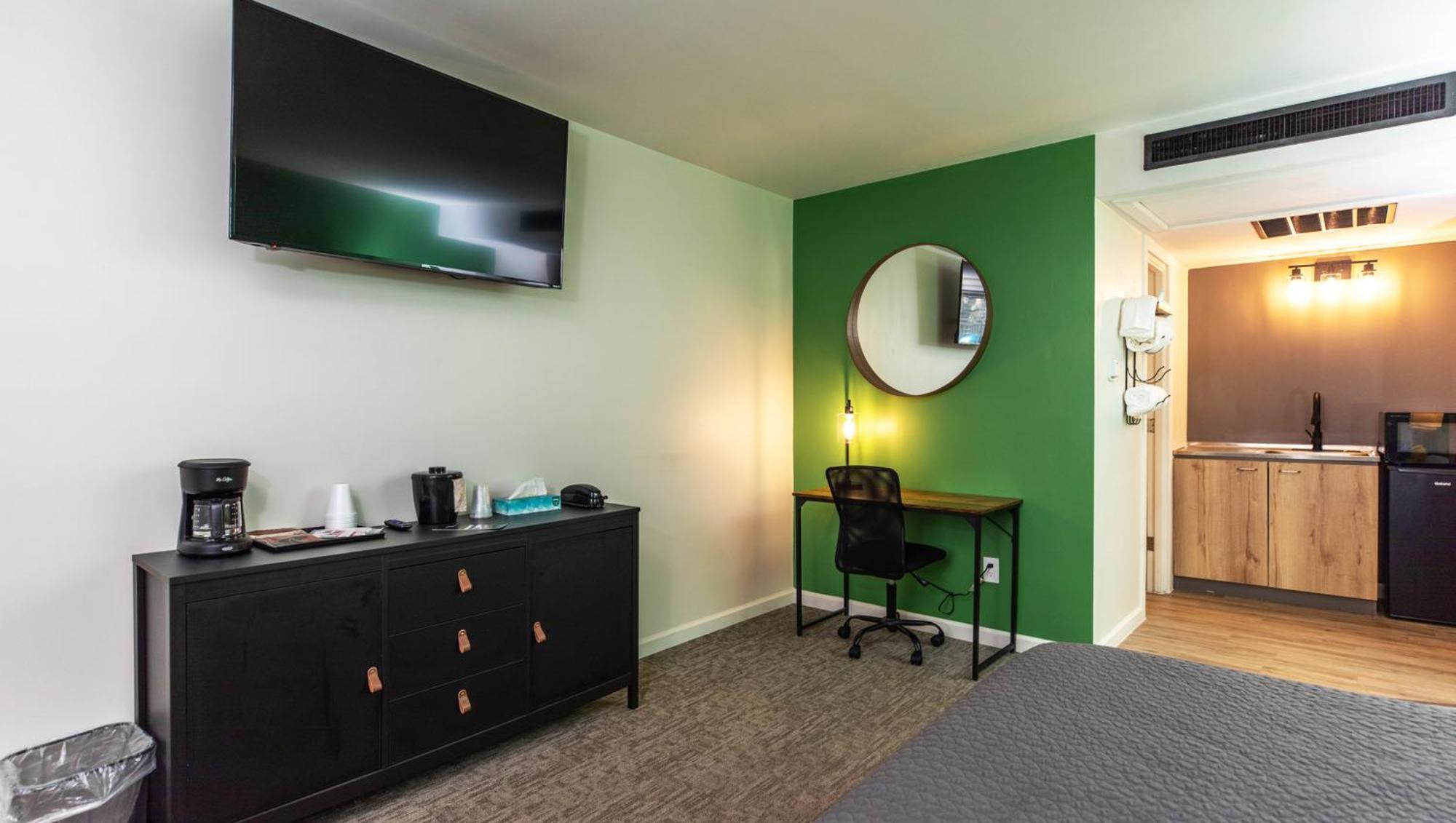 Modern Hotel 2*