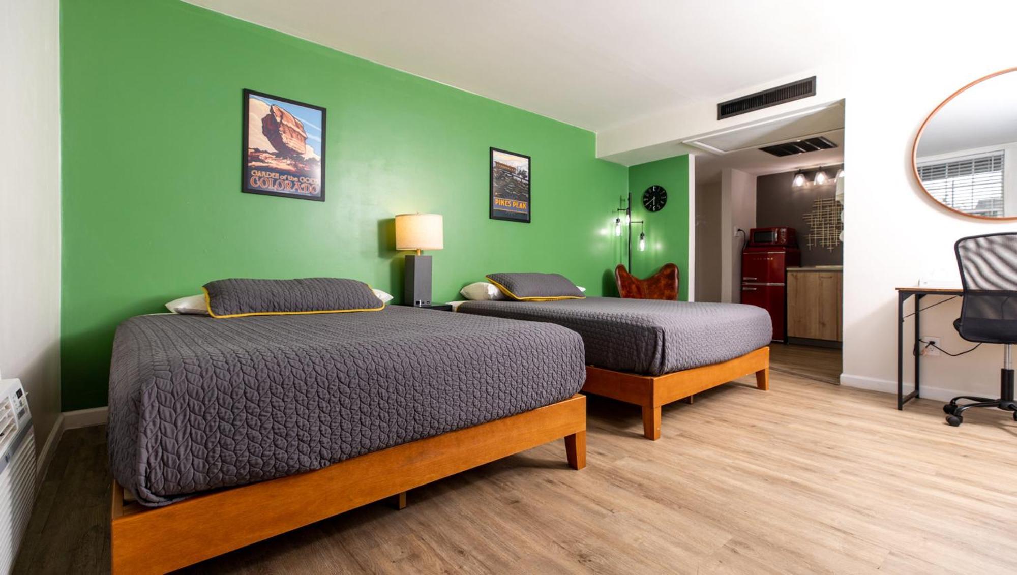 Modern Hotel 2*