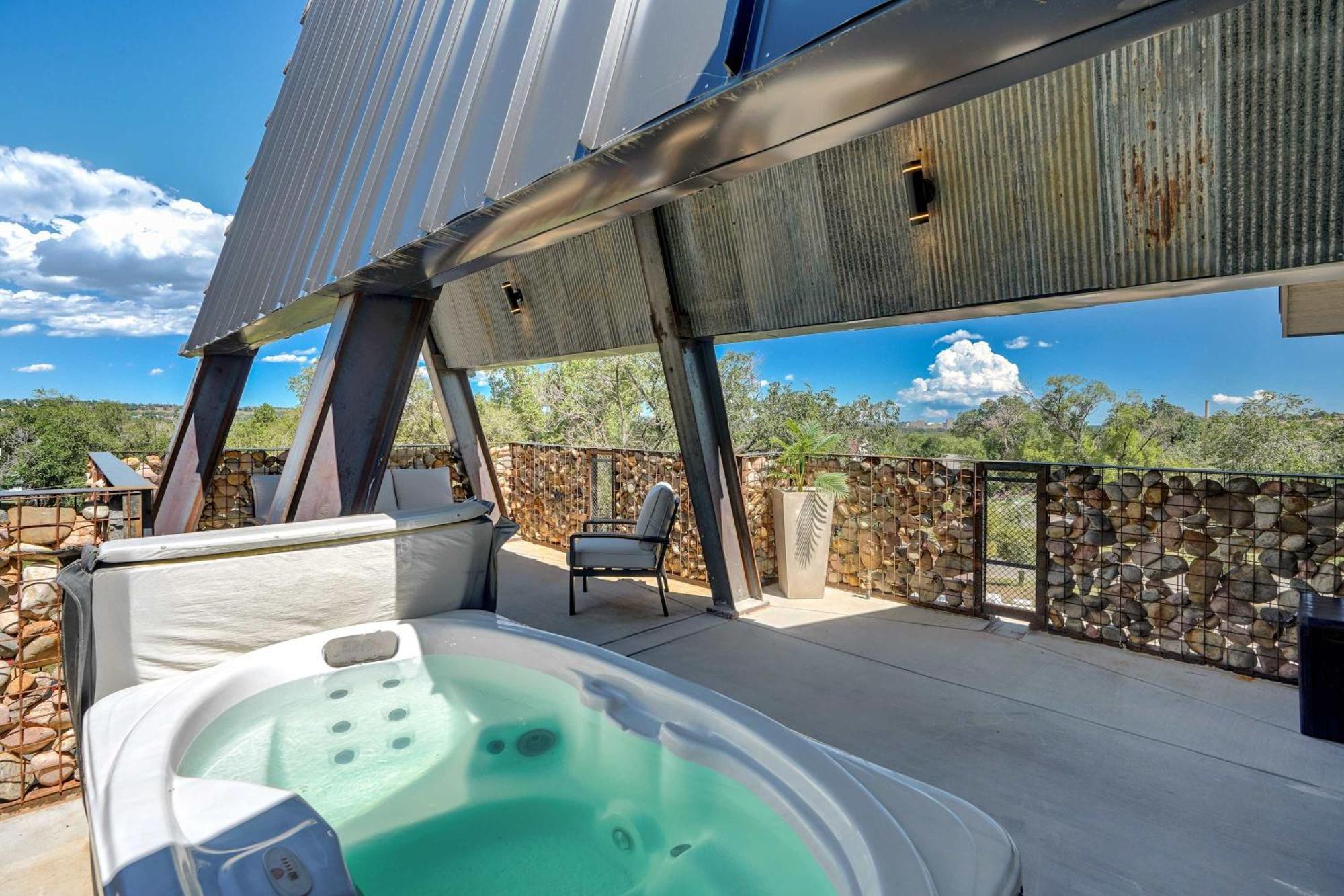 Holiday home A-frame Wonders Hot Tub W Mountain Views