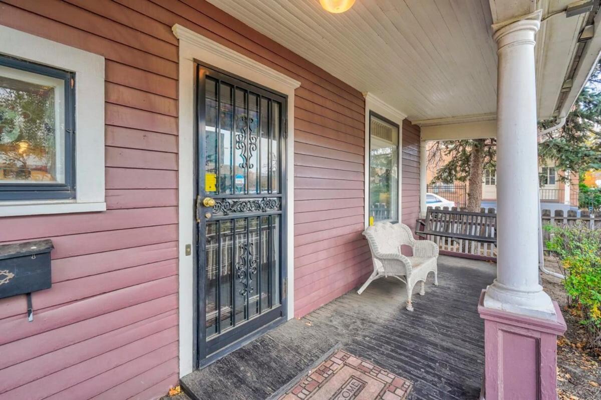 Tiger Lair Walk To Cc Historic Downtown Cos 4br Holiday home Colorado Springs
