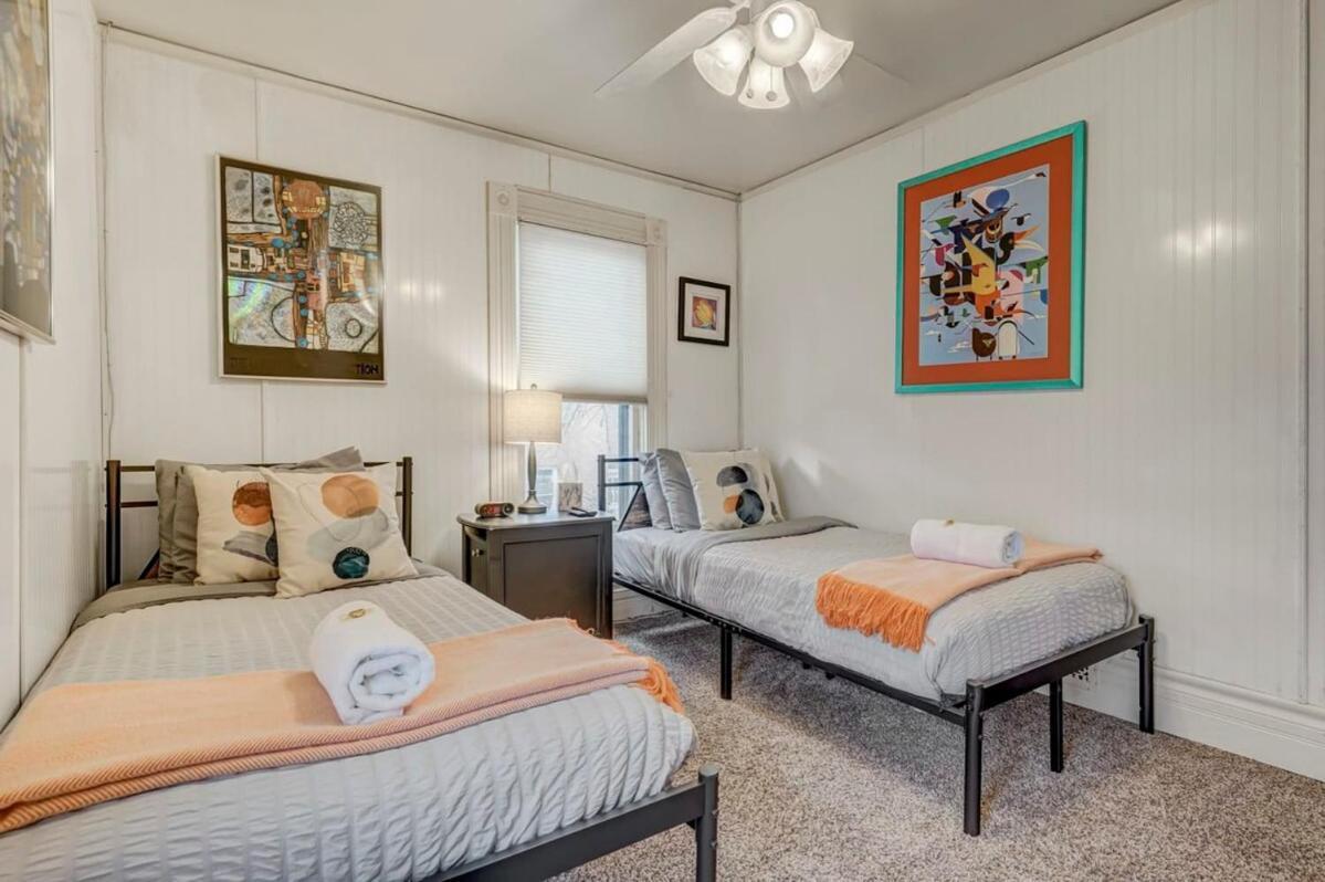 Tiger Lair Walk To Cc Historic Downtown Cos 4br *