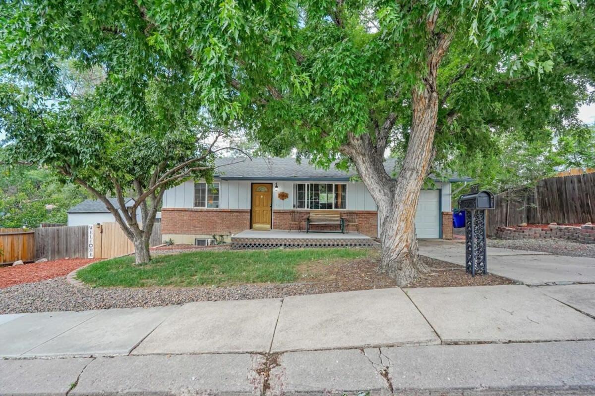 Runaway Escapade Smarttvs Sleeps10 Fullkitchen Self-entry Colorado Springs