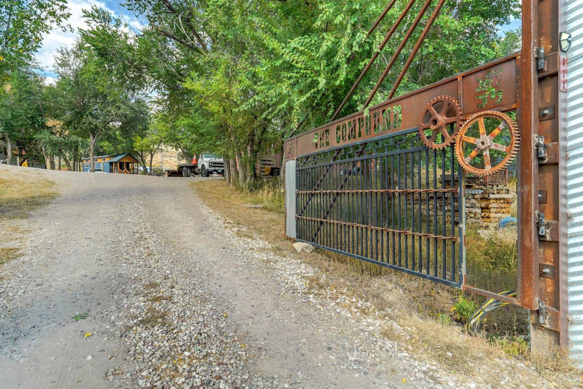 Red Rock Roost - Posh King Hiking Trails Holiday home *