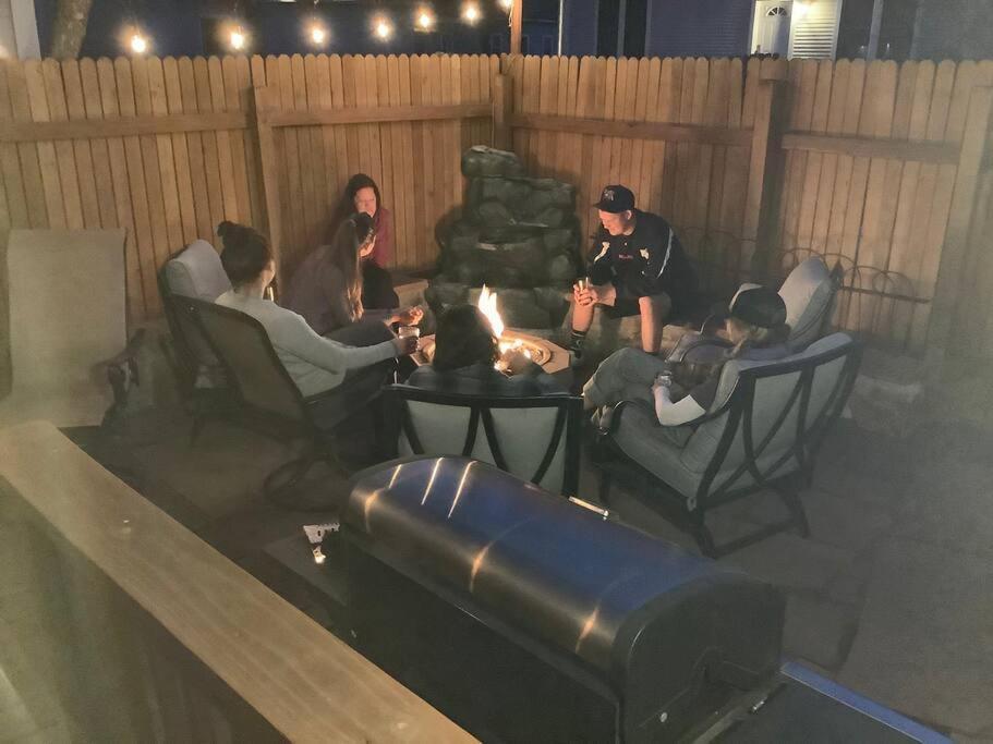 Cozy - Walk To Newest Downtown Restaurants * Colorado Springs