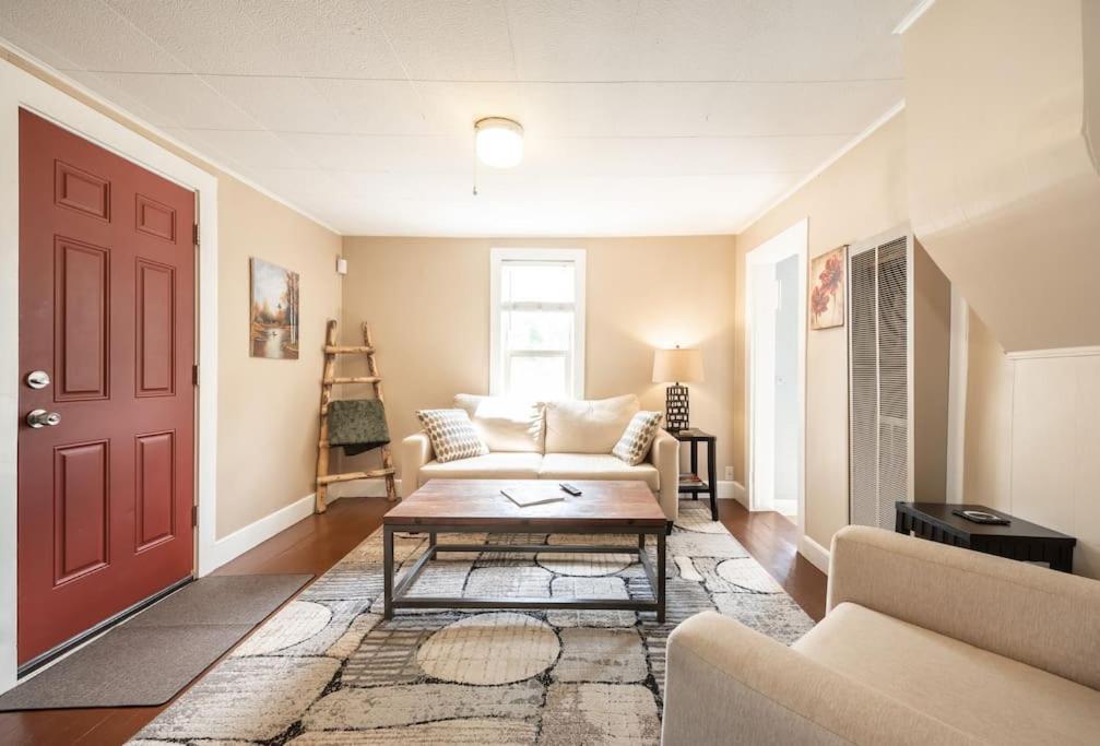 Cozy - Walk To Newest Downtown Restaurants * Colorado Springs