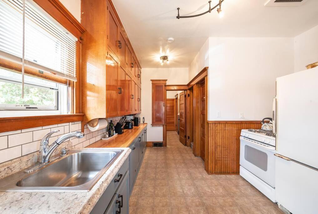 Historic In The Newest Downtown Neighborhood Holiday home *
