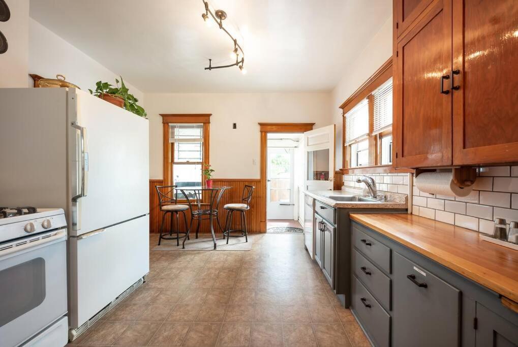 Historic In The Newest Downtown Neighborhood Holiday home Colorado Springs