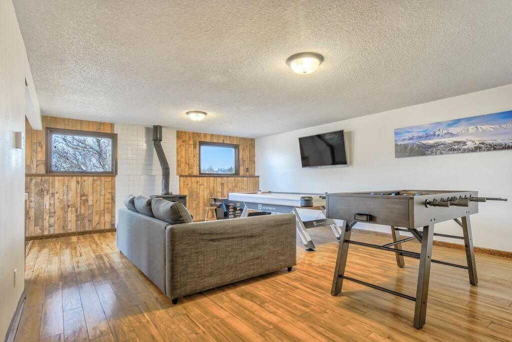 Private Villa-72 Acres-hot Tub-views-usafa Colorado Springs