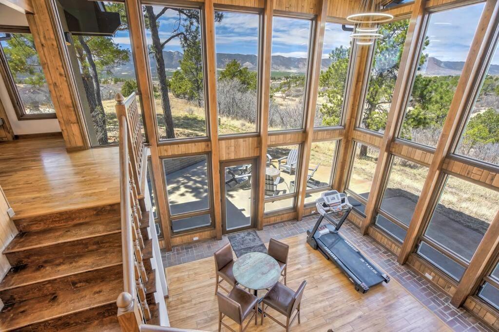 Private Villa-72 Acres-hot Tub-views-usafa Villa