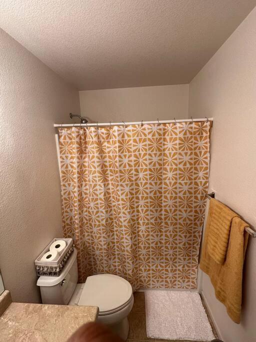 Gem - 8 Mins To Airport & Downtown With Free Parking